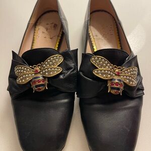 Gucci Black Leather Flats with Crystal Bee Accent